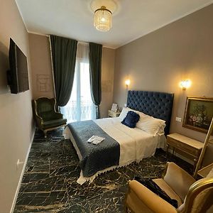 Camera con letto king size