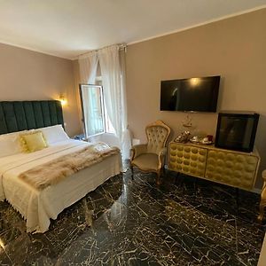 Camera deluxe con letto queen size